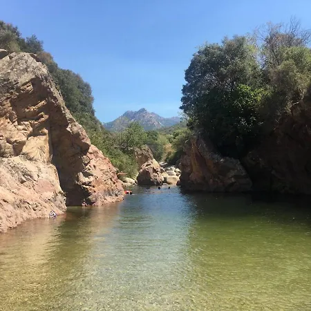 Avec Tres Jolie Vue Ajaccio (Corsica)